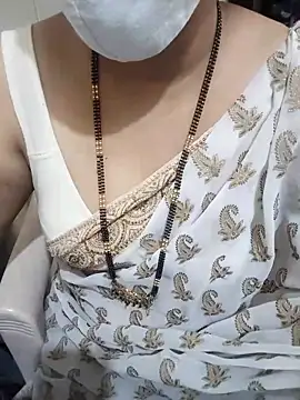 aliseanu online show from November 19, 2025, 6:13 am