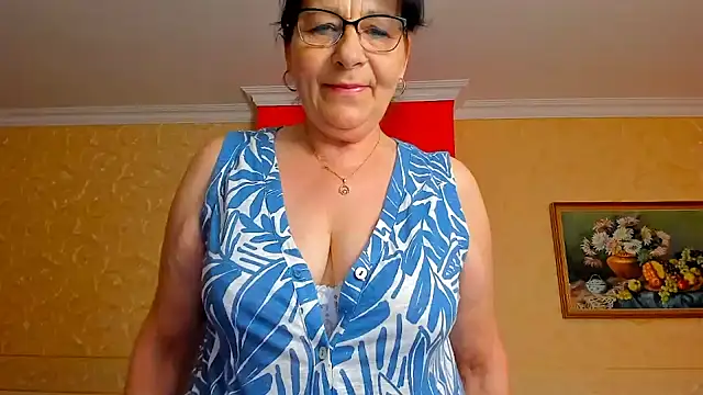 sweetangell69  online show from June 13, 2026, 3:48 am