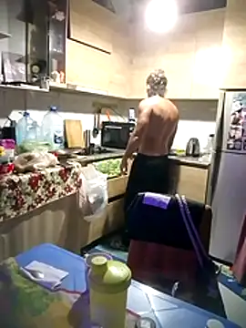 Lovely milk online show from November 1, 2025, 8:00 pm