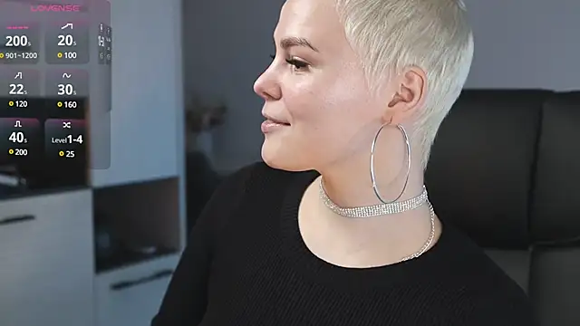 LikaBerry1 online show from February 16, 2025, 5:48 pm