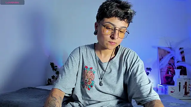 Snapshot of ZuryRamirez_ chatting on March 10, 2025, 7:29 pm ZuryRamirez online show from March 10, 2025, 7:29 pm
