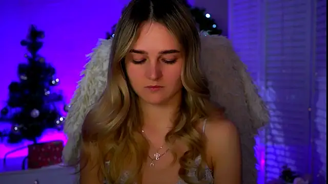 DeboraLarson online show from January 16, 2026, 3:43 am