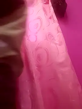 Snapshot of chicoardienre chatting on March 16, 2026, 11:47 am chicoardienre online show from March 16, 2026, 11:47 am