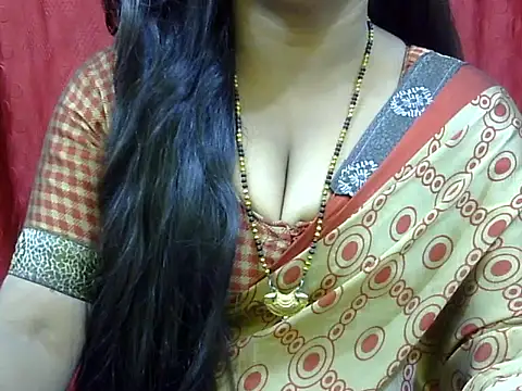 Snapshot of HOT-SEEMAA chatting on November 15, 2025, 7:27 am HOT-SEEMAA online show from November 15, 2025, 7:27 am