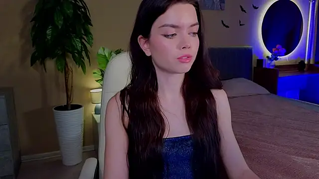 likeamoss online show from November 12, 2025, 2:06 pm