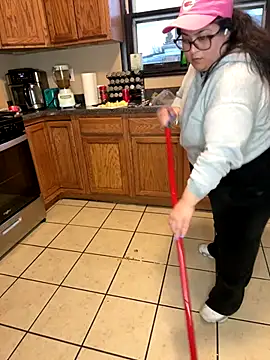 tillymarie34 online show from November 9, 2025, 10:30 pm