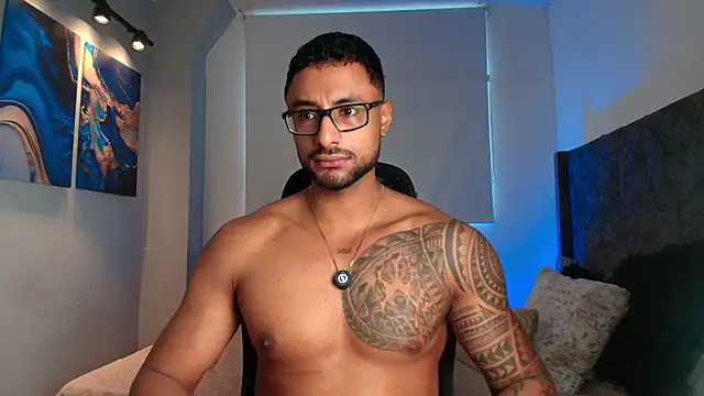 LiamGarcia1 online show from May 14, 2026, 2:13 pm