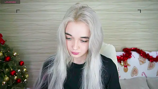 Snapshot of Ashley_S chatting on December 30, 2024, 2:20 am Ashley S online show from December 30, 2024, 2:20 am