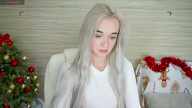 Snapshot of Ashley_S chatting on December 31, 2024, 2:08 am Ashley S online show from December 31, 2024, 2:08 am