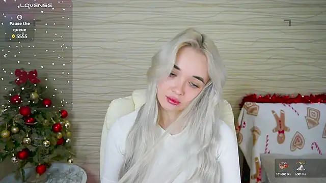 Snapshot of Ashley_S chatting on January 15, 2025, 5:19 am Ashley S online show from January 15, 2025, 5:19 am