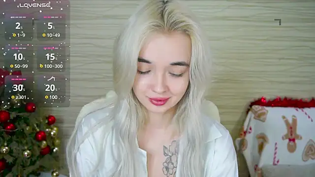 Snapshot of Ashley_S chatting on January 22, 2025, 11:10 pm Ashley S online show from January 22, 2025, 11:10 pm