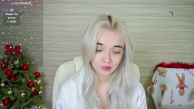 Snapshot of Ashley_S chatting on January 23, 2025, 5:13 am Ashley S online show from January 23, 2025, 5:13 am