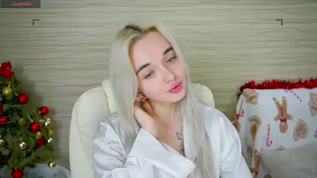 Snapshot of Ashley_S chatting on January 25, 2025, 5:07 am Ashley S online show from January 25, 2025, 5:07 am