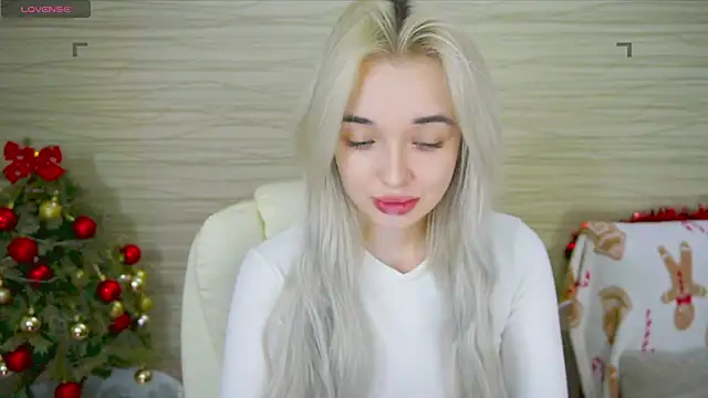 Snapshot of Ashley_S chatting on January 30, 2025, 11:13 pm Ashley S online show from January 30, 2025, 11:13 pm