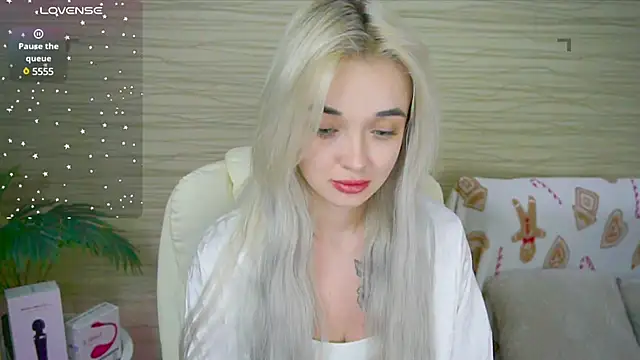 Snapshot of Ashley_S chatting on February 6, 2025, 2:44 am Ashley S online show from February 6, 2025, 2:44 am