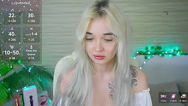 Snapshot of Ashley_S chatting on March 10, 2025, 2:17 am Ashley S online show from March 10, 2025, 2:17 am