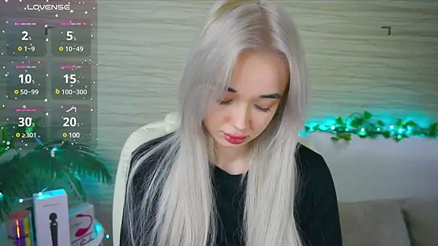 Snapshot of Ashley_S chatting on March 16, 2025, 2:10 am Ashley S online show from March 16, 2025, 2:10 am