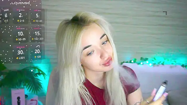 Snapshot of Ashley_S chatting on September 22, 2025, 10:23 pm Ashley S online show from September 22, 2025, 10:23 pm