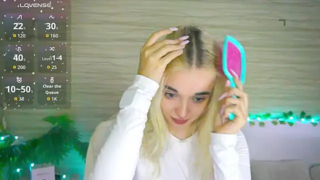 Snapshot of Ashley_S chatting on November 1, 2025, 11:07 pm Ashley S online show from November 1, 2025, 11:07 pm