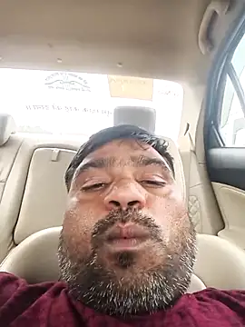 Snapshot of pintuS40 chatting on October 27, 2025, 3:32 am pintuS40 online show from October 27, 2025, 3:32 am