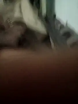 Snapshot of pintuS40 chatting on November 12, 2025, 11:47 pm pintuS40 online show from November 12, 2025, 11:47 pm