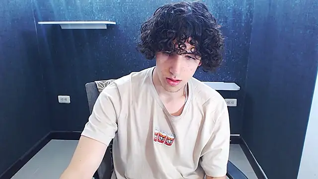 Kerverr  online show from December 18, 2025, 3:07 pm