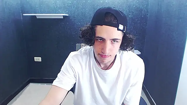 Kerverr  online show from January 14, 2026, 7:30 pm