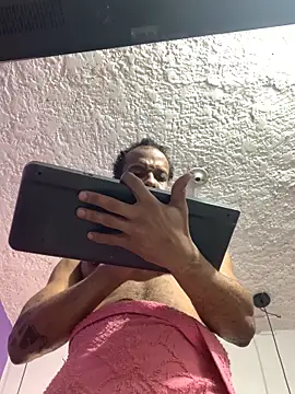 Snapshot of Salomon_koude chatting on April 9, 2026, 6:35 pm Salomon koude online show from April 9, 2026, 6:35 pm