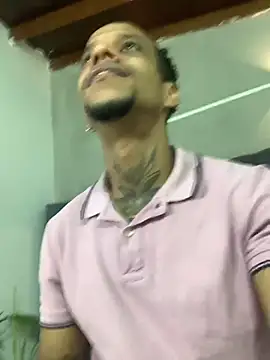 Snapshot of Salomon_koude chatting on April 16, 2026, 11:11 am Salomon koude online show from April 16, 2026, 11:11 am