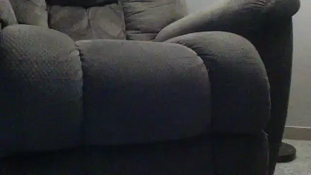 Snapshot of dirtything4u chatting on October 10, 2025, 6:07 pm dirtything4u online show from October 10, 2025, 6:07 pm