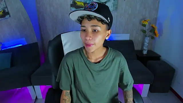 nova sex01 online show from March 6, 2026, 4:53 am