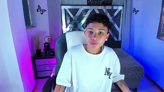 nova sex01 online show from June 11, 2026, 7:56 pm