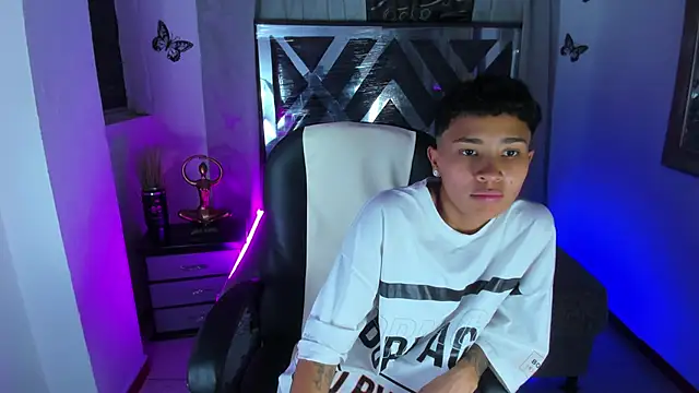 nova sex01 online show from June 15, 2026, 10:45 pm