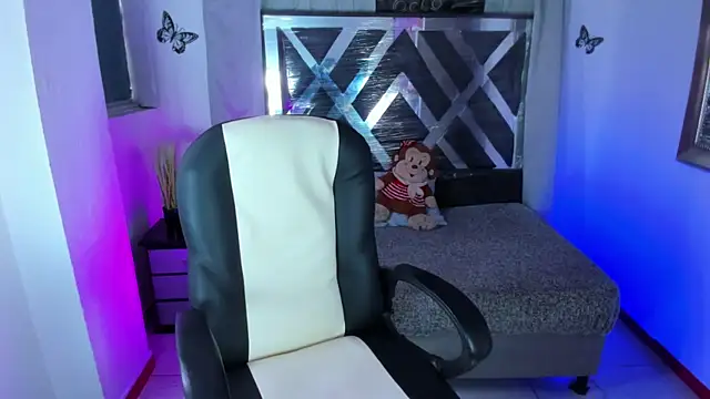nova sex01 online show from July 6, 2026, 9:17 pm