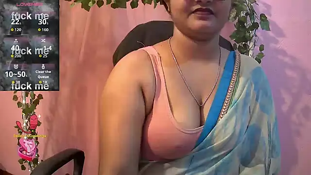 Snapshot of Pari-new chatting on April 6, 2026, 4:32 am Pari-new online show from April 6, 2026, 4:32 am