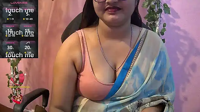 Snapshot of Pari-new chatting on April 10, 2026, 4:17 am Pari-new online show from April 10, 2026, 4:17 am