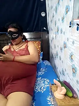 tina8th online show from November 3, 2025, 5:25 pm