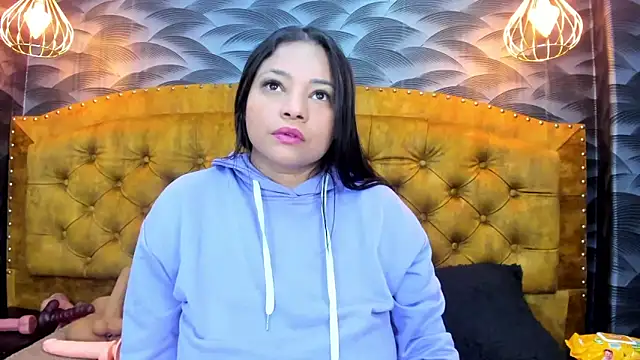 NahomiFireSex online show from February 3, 2026, 3:59 am