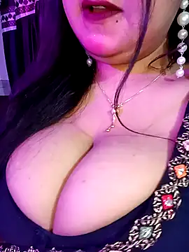 Snapshot of Suhanakhan00 chatting on January 31, 2025, 7:07 am Suhanakhan00 online show from January 31, 2025, 7:07 am