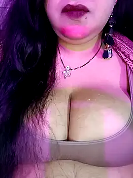 Snapshot of Suhanakhan00 chatting on November 20, 2025, 5:07 am Suhanakhan00 online show from November 20, 2025, 5:07 am