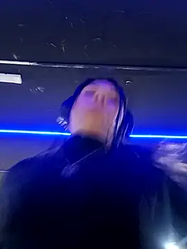 Karenn12 online show from October 31, 2025, 2:23 am