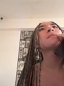 Sophie LS online show from February 10, 2026, 12:42 pm