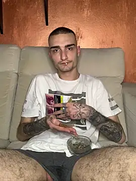 Snapshot of Chicano2k chatting on March 12, 2025, 10:07 pm Chicano2k online show from March 12, 2025, 10:07 pm