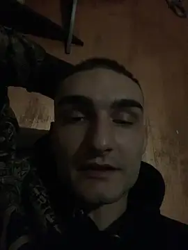 Snapshot of Chicano2k chatting on March 17, 2025, 11:00 pm Chicano2k online show from March 17, 2025, 11:00 pm