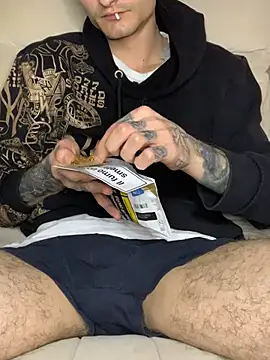 Snapshot of Chicano2k chatting on March 18, 2025, 10:58 pm Chicano2k online show from March 18, 2025, 10:58 pm