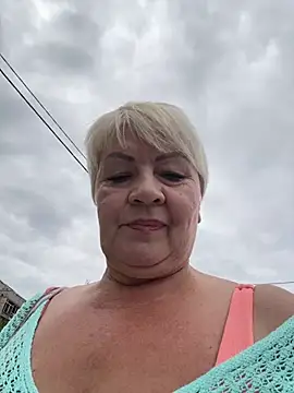 Laura Millf online show from July 10, 2026, 9:45 am