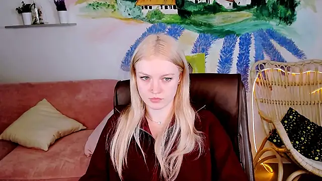 Snapshot of GraceGlamour chatting on January 18, 2025, 11:32 am GraceGlamour online show from January 18, 2025, 11:32 am