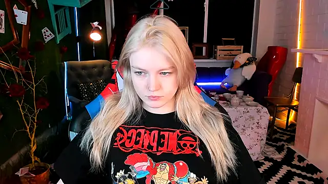 Snapshot of GraceGlamour chatting on March 15, 2025, 5:08 am GraceGlamour online show from March 15, 2025, 5:08 am