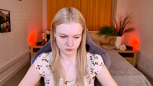 GraceGlamour online show from February 10, 2026, 5:11 am