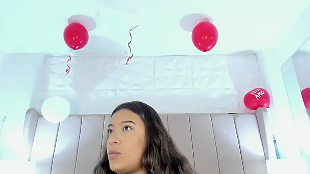 MollyBigBoobs12 online show from February 20, 2025, 7:30 pm